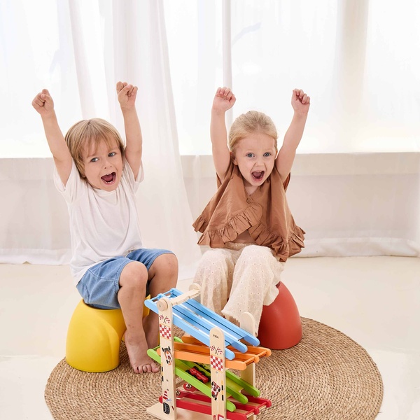 Viga Toys Puidust kahepoolne võidusõidurada kellaga image 6