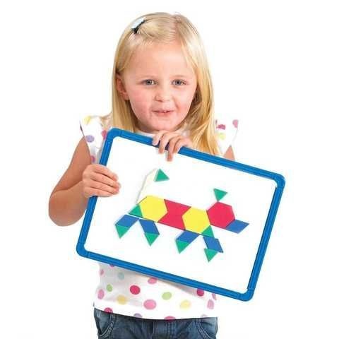 Valge magnettahvel plastraamiga image 4