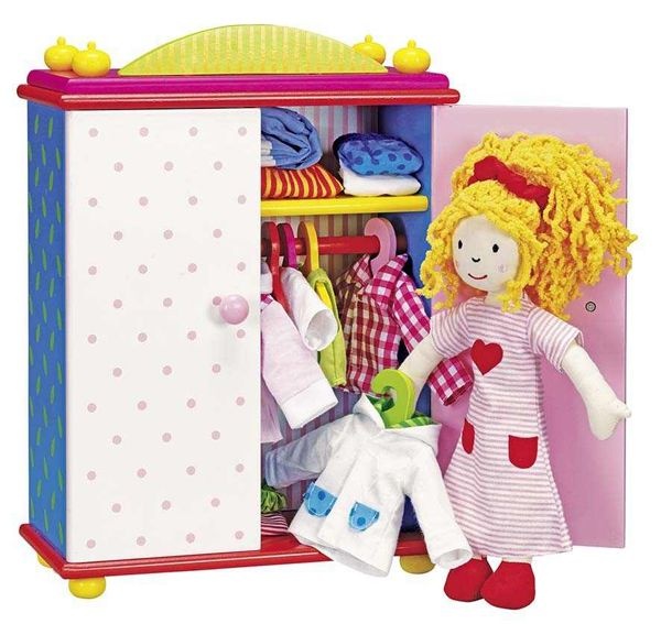 Riietamisnukk Karry riidekapiga